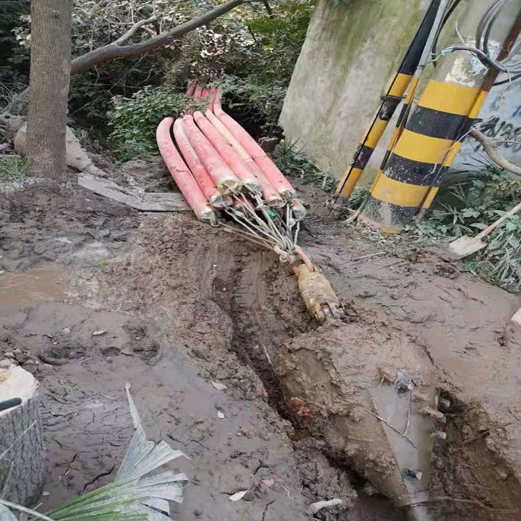 昆明铁矿拖拉管